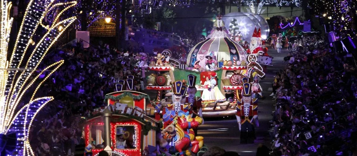 Foto Desfile de Natal no centro.arcos .2013 scaled ra6b74vz2tl83yqxnu8m6s8tnl4hdqbbewel2dt954